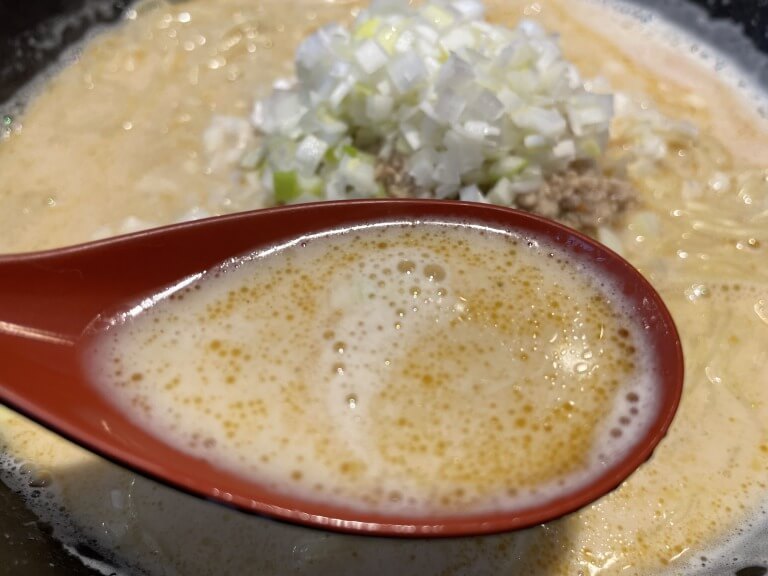 高崎はた山 坦々麺のスープ